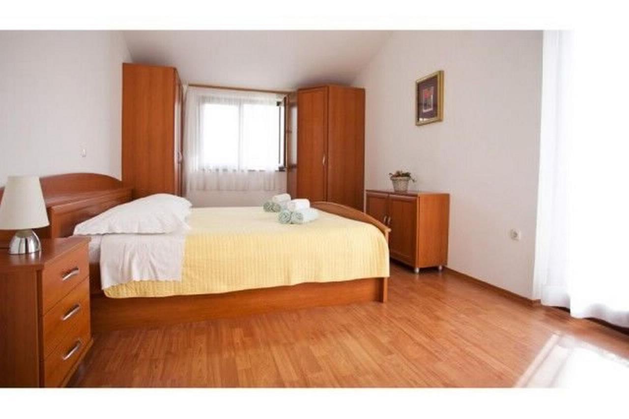 Apartments Mirko Seget Vranjica Exterior photo